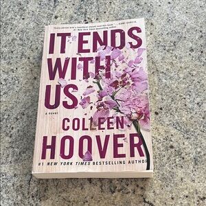 'It Ends With Us' Novel - Pink Cover